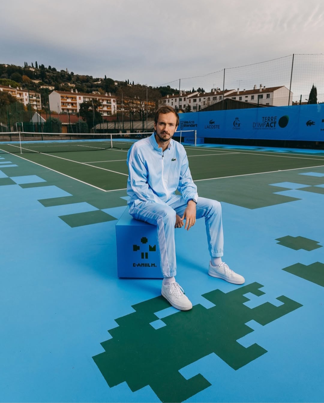 法国网球队绝地反击欧洲网球队，梅德韦杰夫绝境逆转的简单介绍