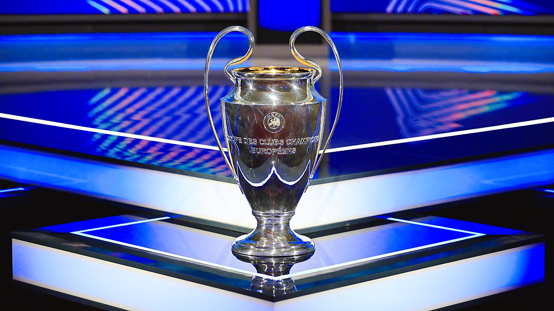 包含荷兰力克挪威，提前晋级淘汰赛的词条