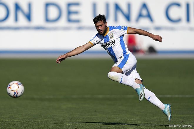 米兰真人-埃瓦尔再下一城，状态持续回升的简单介绍