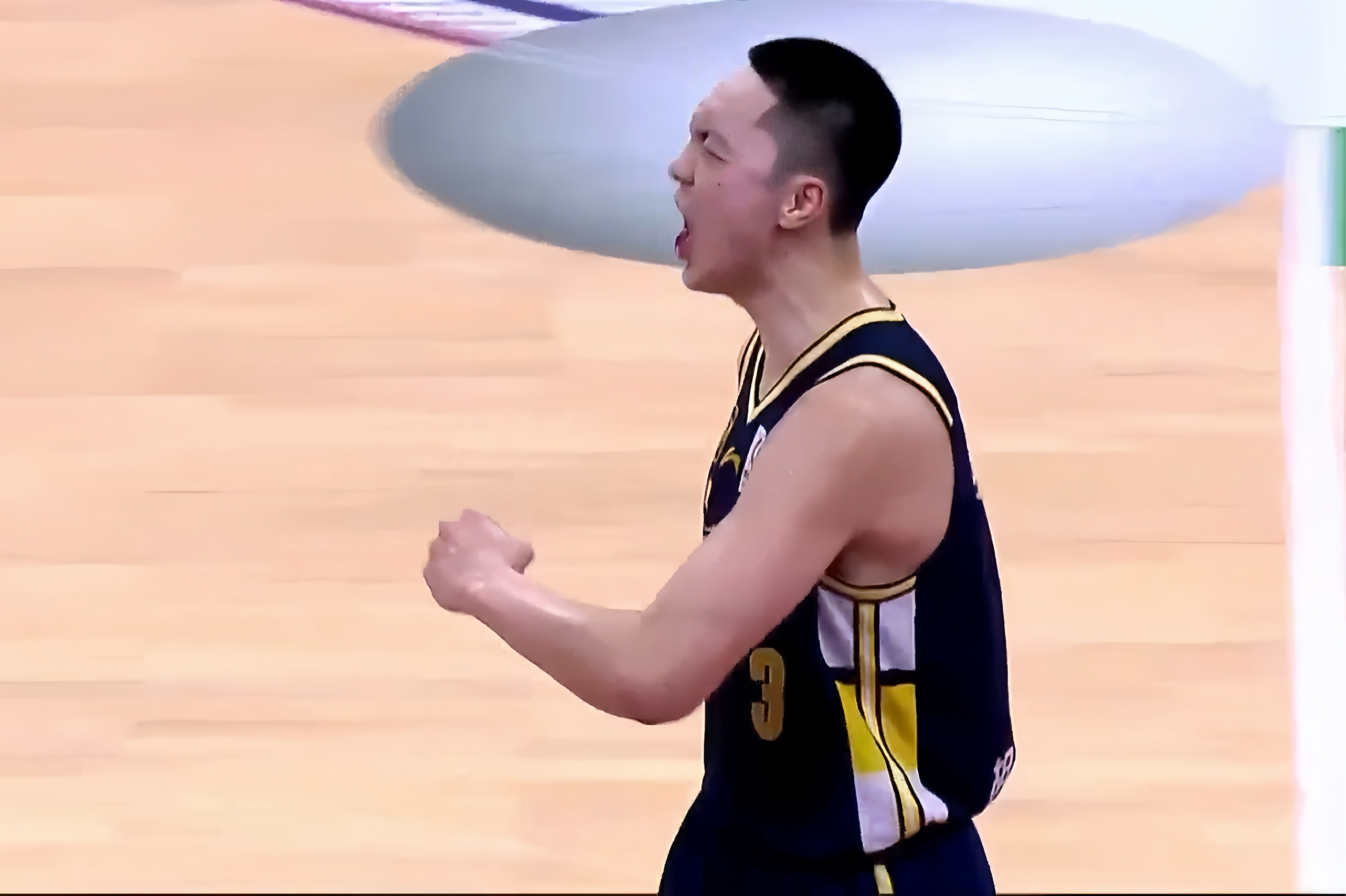 关于上海男篮险胜重庆队，久违胜利的信息