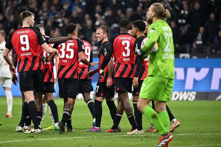 法兰克福客场小胜纽伦堡，走出连败困境