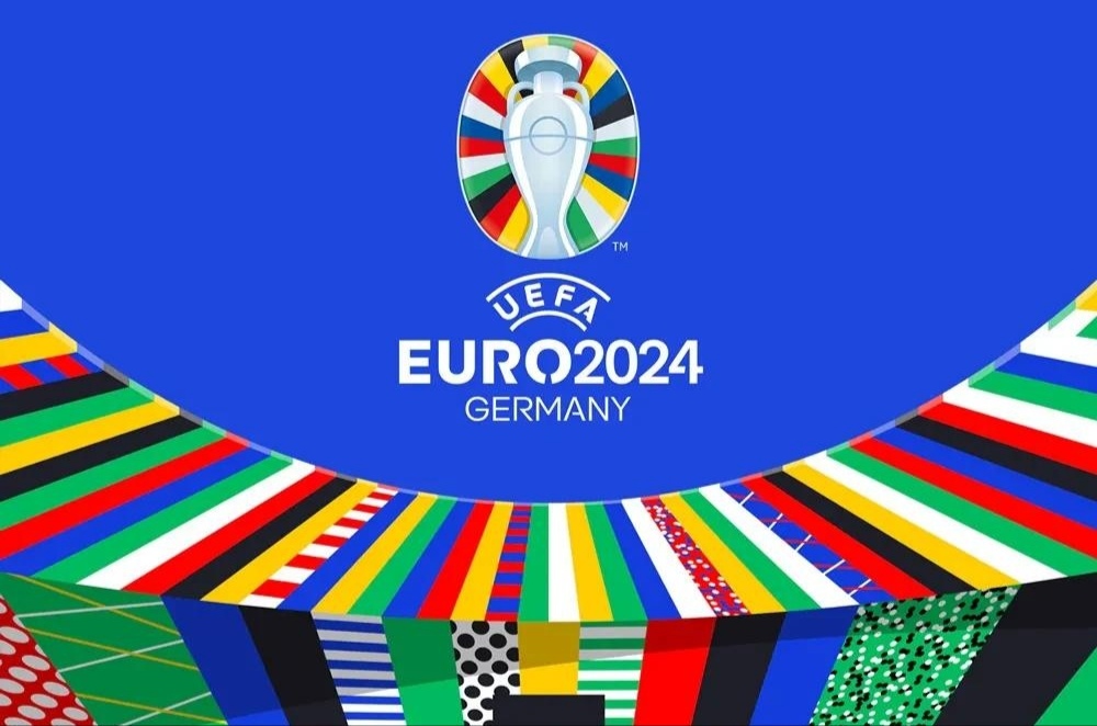 包含悬念重重，欧洲联赛竞争激烈引人瞩目的词条