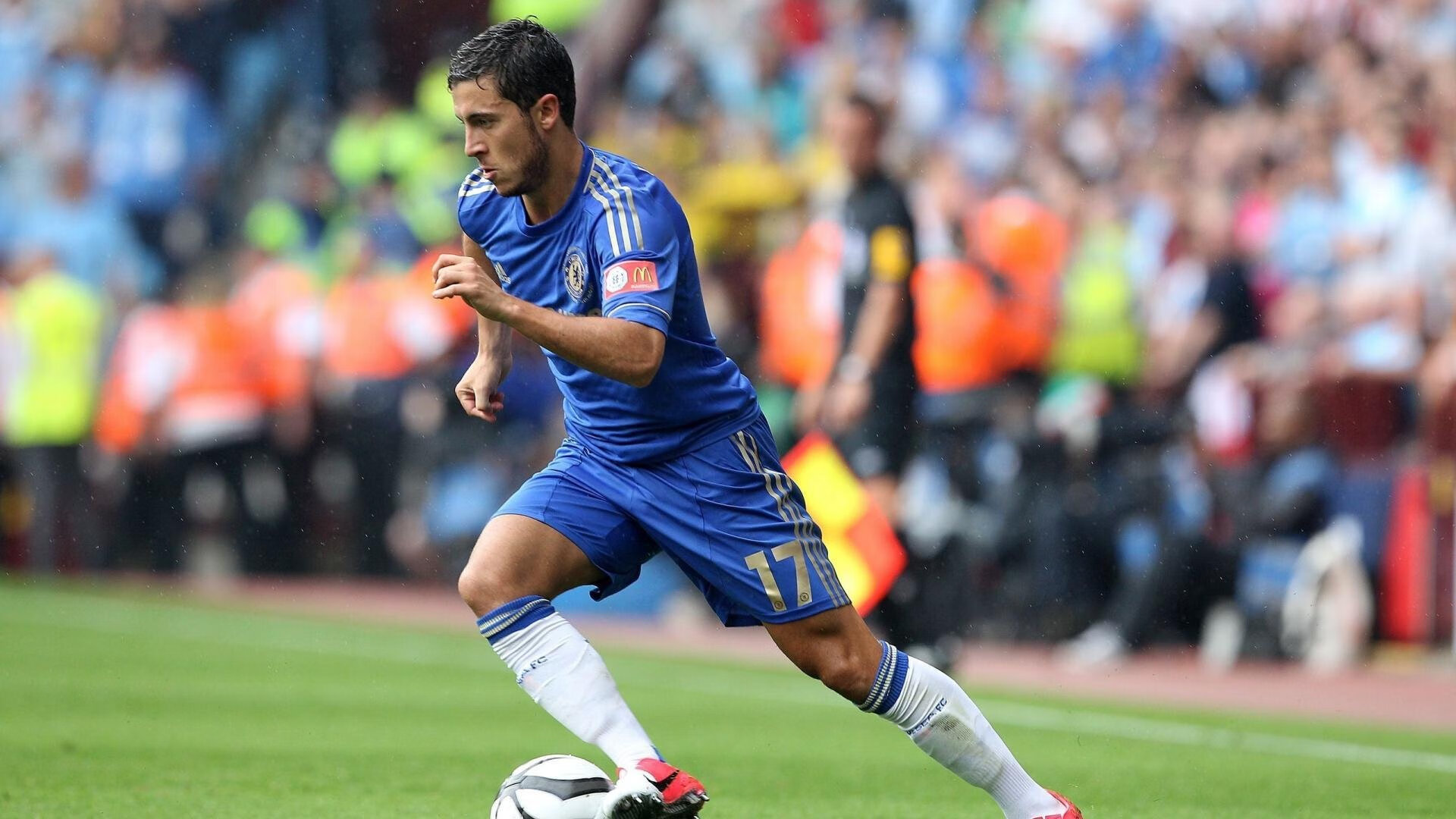 米兰百家乐-巴林之夜，拉梅洛的悬念终结者时刻，F1新赛季揭幕战如何被重新定义