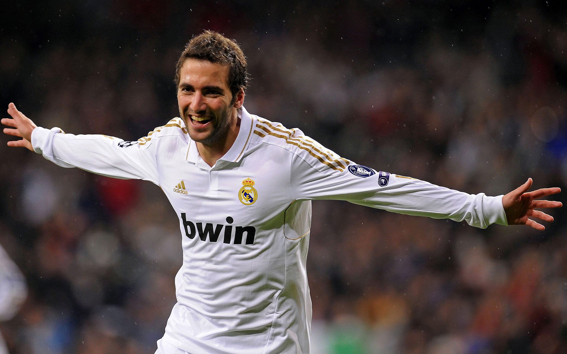 米兰体育-英超争冠之夜，内马尔带动全队节奏，一场决定性的胜利